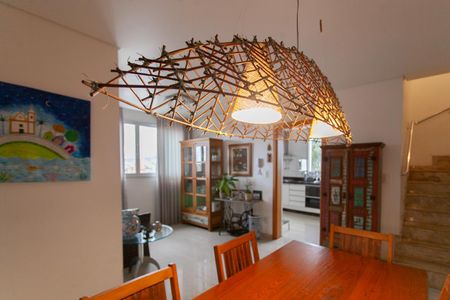 Apartamento à venda com 180m², 4 quartos e 2 vagas Apartamento à venda com 180m², 4 quartos e 2 vagasSala 1