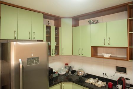 Casa à venda com 155m², 3 quartos e 2 vagasCozinha