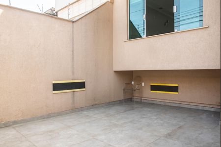 Casa à venda com 155m², 3 quartos e 2 vagasGaragem