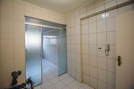 Apartamento à venda com 90m², 2 quartos e 2 vagasCopa