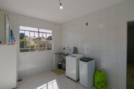 Casa à venda com 250m², 2 quartos e 1 vagaÁrea de Serviço