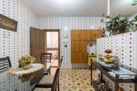 Casa à venda com 253m², 3 quartos e 3 vagas Casa à venda com 253m², 3 quartos e 3 vagasCozinha