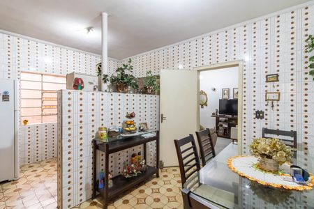 Casa à venda com 253m², 3 quartos e 3 vagas Casa à venda com 253m², 3 quartos e 3 vagasCozinha