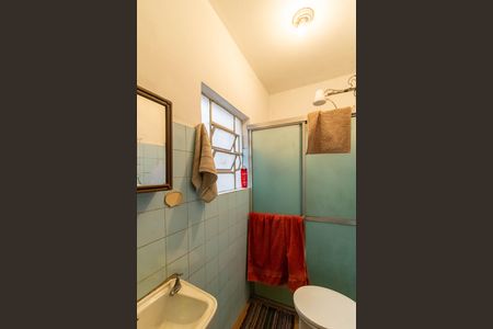 Casa à venda com 253m², 3 quartos e 3 vagas Casa à venda com 253m², 3 quartos e 3 vagasBanheiro de Serviço