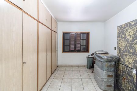 Casa à venda com 253m², 3 quartos e 3 vagas Casa à venda com 253m², 3 quartos e 3 vagasQuarto 3