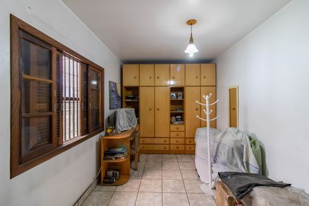 Casa à venda com 253m², 3 quartos e 3 vagas Casa à venda com 253m², 3 quartos e 3 vagasQuarto 2