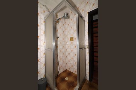 Casa para alugar com 338m², 5 quartos e 4 vagasBanheiro do Zelador