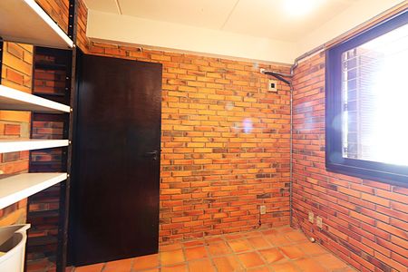 Casa para alugar com 338m², 5 quartos e 4 vagasQuarto do Zelador