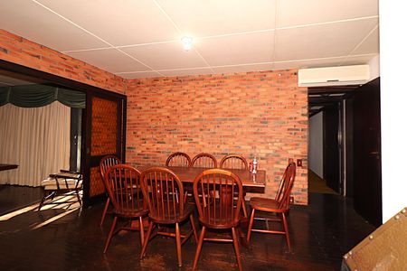 Casa para alugar com 338m², 5 quartos e 4 vagasSala de Jantar