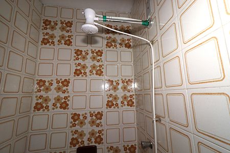 Casa para alugar com 338m², 5 quartos e 4 vagasBanheiro 3 - Chuveiro