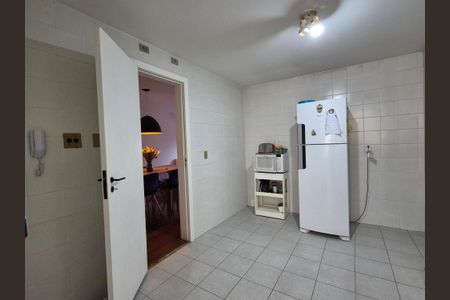 Apartamento à venda com 174m², 3 quartos e 2 vagasCozinha