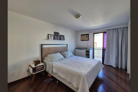 Apartamento à venda com 174m², 3 quartos e 2 vagasSuíte