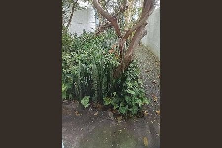 Casa à venda com 200m², 2 quartos e 1 vaga