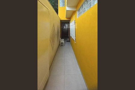 Casa à venda com 200m², 2 quartos e 1 vaga