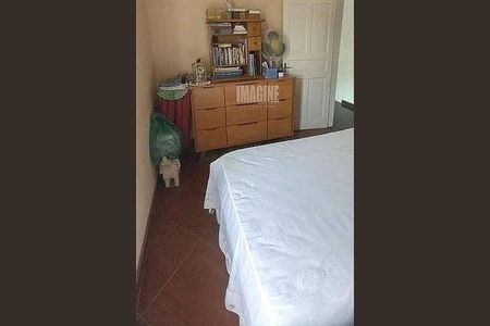 Casa à venda com 200m², 2 quartos e 1 vaga