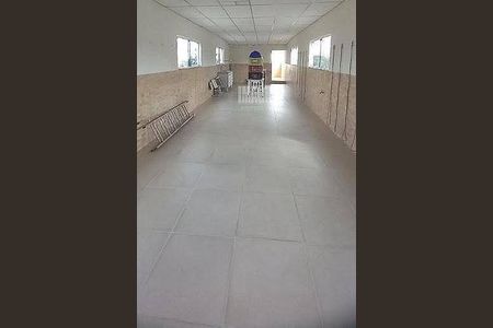Casa à venda com 200m², 2 quartos e 1 vaga