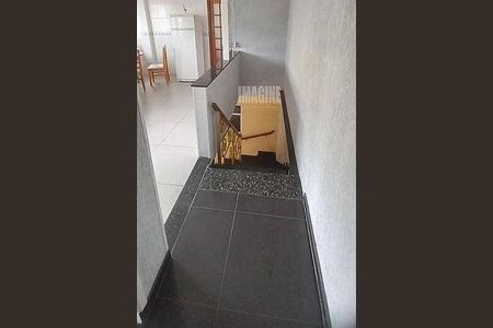 Casa à venda com 200m², 2 quartos e 1 vaga
