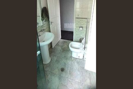 Casa à venda com 200m², 2 quartos e 1 vaga