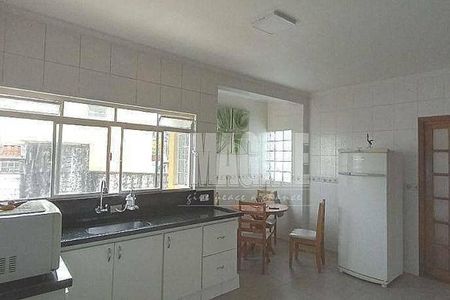 Casa à venda com 200m², 2 quartos e 1 vaga