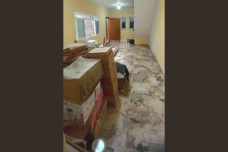 Casa à venda com 200m², 2 quartos e 1 vaga