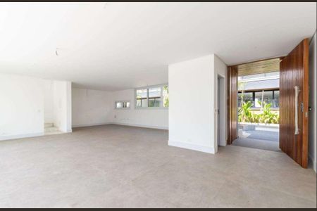 Casa à venda com 4 quartos, 418m² em Santo Amaro, São Paulo