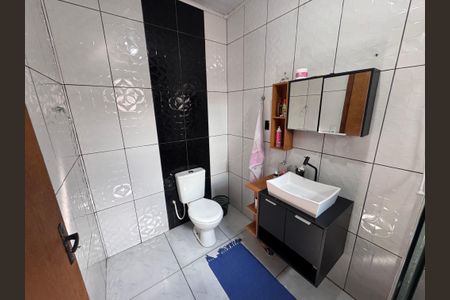 Casa à venda com 90m², 2 quartos e 2 vagasBanheiro