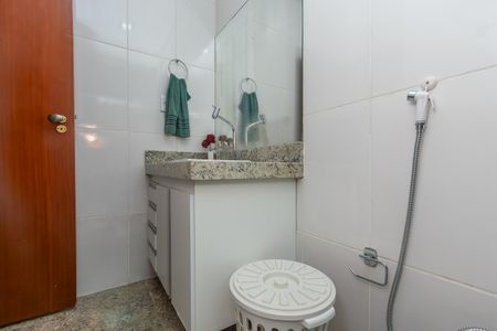 Casa à venda com 360m², 3 quartos e 5 vagasBanheiro da Suíte