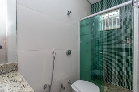 Casa à venda com 360m², 3 quartos e 5 vagasBanheiro da Suíte
