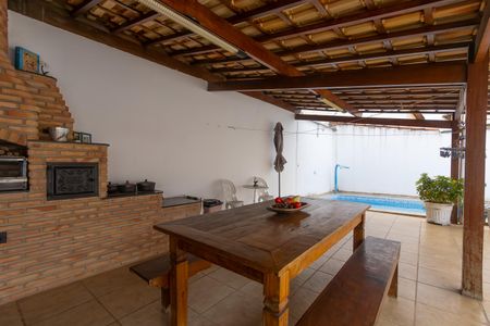 Casa à venda com 360m², 3 quartos e 5 vagasÁrea gourmet