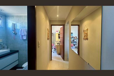 Apartamento à venda com 72m², 2 quartos e 1 vaga Apartamento à venda com 72m², 2 quartos e 1 vagaCorredor