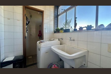 Apartamento à venda com 72m², 2 quartos e 1 vaga Apartamento à venda com 72m², 2 quartos e 1 vagaÁrea de serviço
