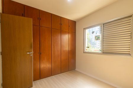Apartamento para alugar com 95m², 3 quartos e 1 vaga Apartamento para alugar com 95m², 3 quartos e 1 vagaQuarto 1