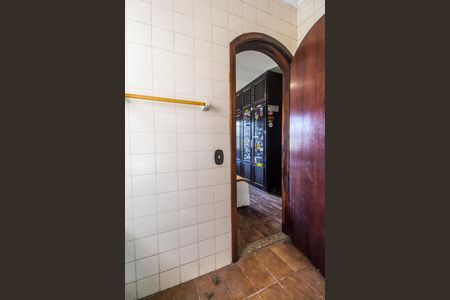 Casa de condomínio à venda com 385m², 4 quartos e 1 vagaBanheiro da Suíte 1