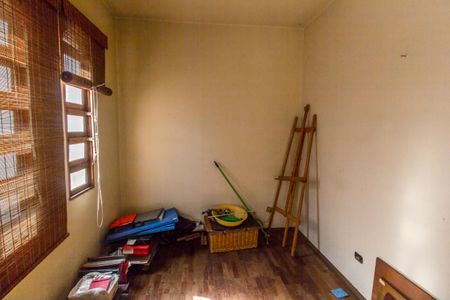 Casa de condomínio à venda com 385m², 4 quartos e 1 vagaEscritório