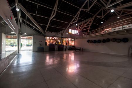 Casa de condomínio à venda com 385m², 4 quartos e 1 vagaÁrea comum - Quadra Esportiva