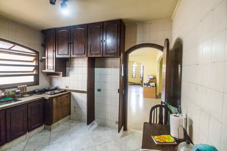 Casa de condomínio à venda com 385m², 4 quartos e 1 vagaCozinha