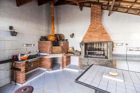 Casa de condomínio à venda com 385m², 4 quartos e 1 vagaÁrea Gourmet