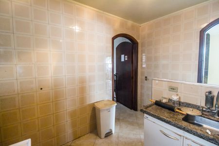 Casa de condomínio à venda com 385m², 4 quartos e 1 vagaÁrea de Serviço