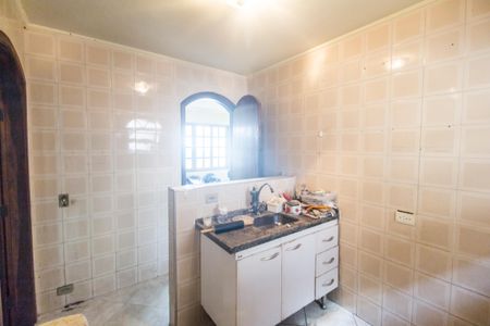 Casa de condomínio à venda com 385m², 4 quartos e 1 vagaÁrea de Serviço