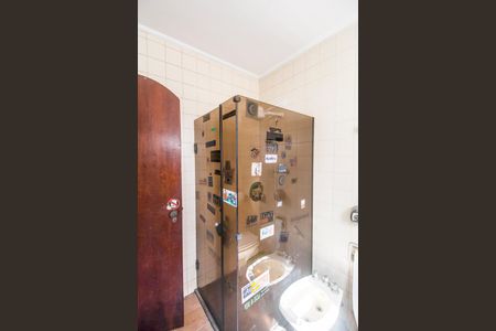 Casa de condomínio à venda com 385m², 4 quartos e 1 vagaBanheiro da Suíte 1