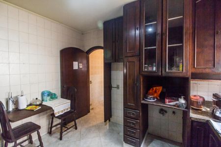 Casa de condomínio à venda com 385m², 4 quartos e 1 vagaCozinha