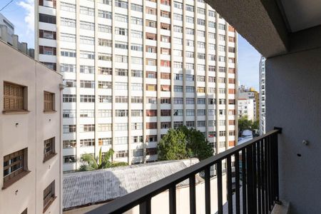 Varanda de kitnet/studio para alugar com 1 quarto, 25m² em Vila Buarque, São Paulo