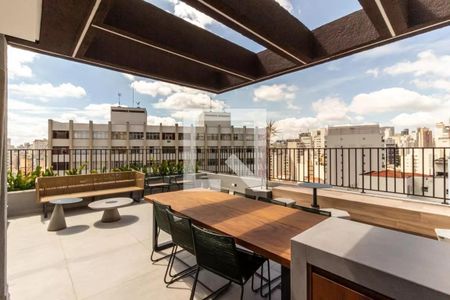 Studio para alugar com 25m², 1 quarto e sem vaga Studio para alugar com 25m², 1 quarto e sem vagaÁrea comum - Churrasqueira