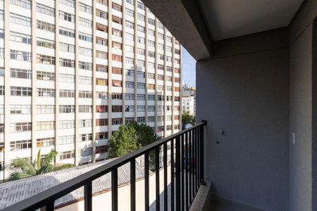 Studio para alugar com 25m², 1 quarto e sem vaga Studio para alugar com 25m², 1 quarto e sem vagaVaranda