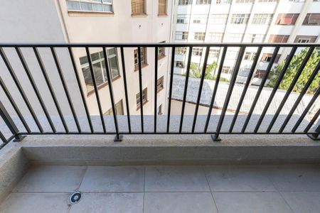 Varanda de kitnet/studio para alugar com 1 quarto, 25m² em Vila Buarque, São Paulo