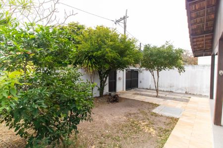 Casa à venda com 190m², 4 quartos e 5 vagas Casa à venda com 190m², 4 quartos e 5 vagasÁrea externa