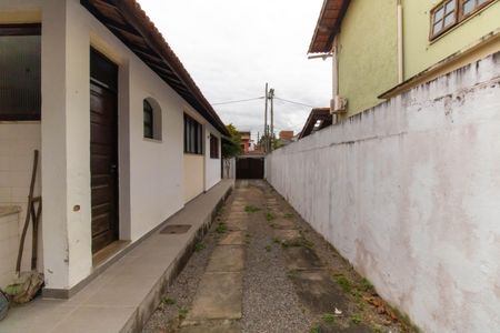 Casa à venda com 190m², 4 quartos e 5 vagas Casa à venda com 190m², 4 quartos e 5 vagasÁrea externa