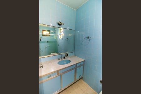 Casa à venda com 190m², 4 quartos e 5 vagas Casa à venda com 190m², 4 quartos e 5 vagasBanheiro da Suíte