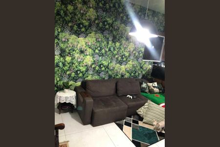 Apartamento à venda com 75m², 3 quartos e sem vaga