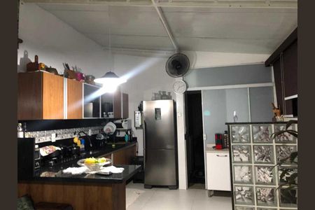 Apartamento à venda com 75m², 3 quartos e sem vaga